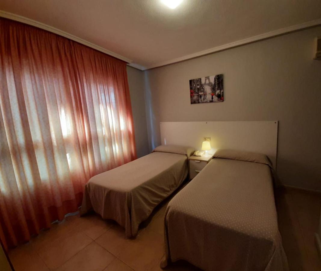 Hotel Central Torrevieja Bagian luar foto
